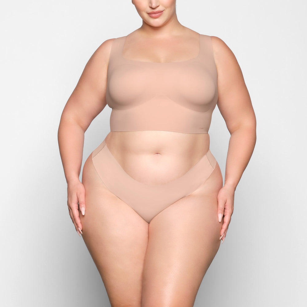 Skims NAKED Thong Beige | 16IUZHBRC