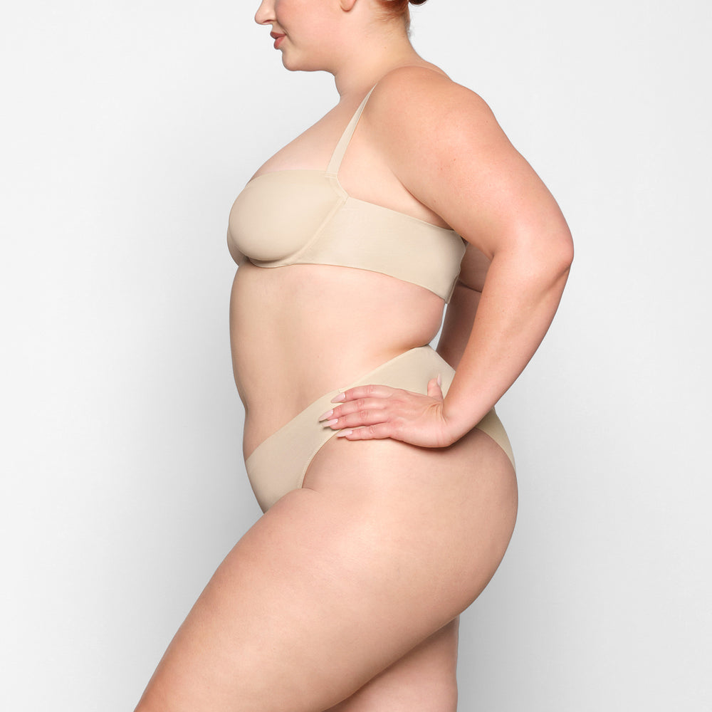 Skims NO SHOW MOLDED UNLINED Balconette Bra Bruin | 03OJSKTEL
