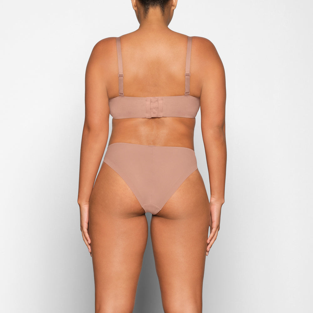 Skims NO SHOW MOLDED UNLINED Balconette Bra Abrikoos | 19JQSKLUI