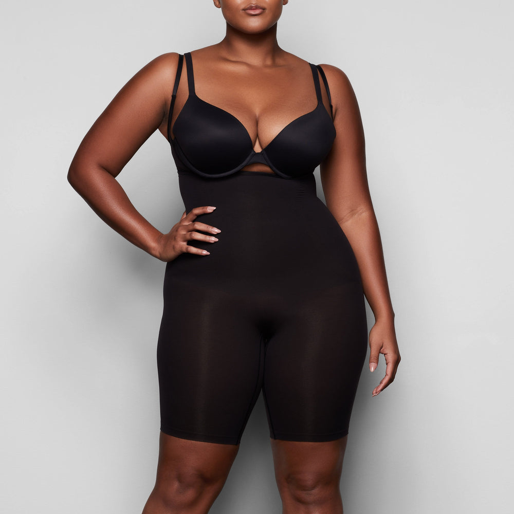 Skims OPEN BUST BODYSUIT W. OPEN GUSSET Bodysuit Zwart | 57HOBYDZE