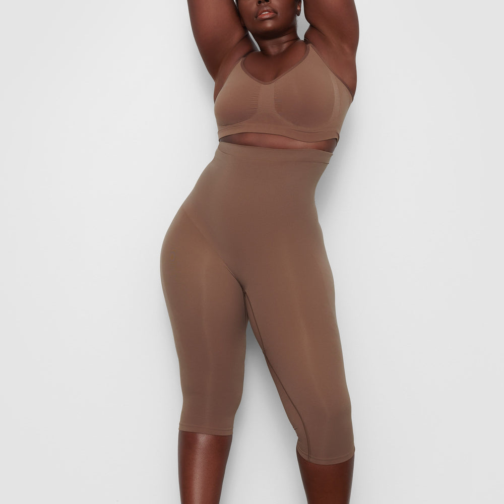 Skims SCULPTING BELOW THE KNEE Leggings Abrikoos | 39GXKWYOU
