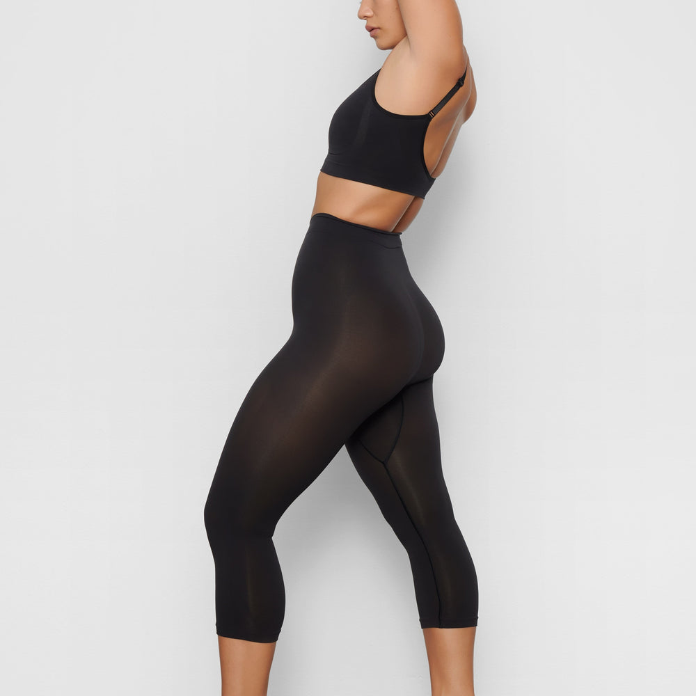 Skims SCULPTING BELOW THE KNEE Leggings Zwart | 43OPNESKQ