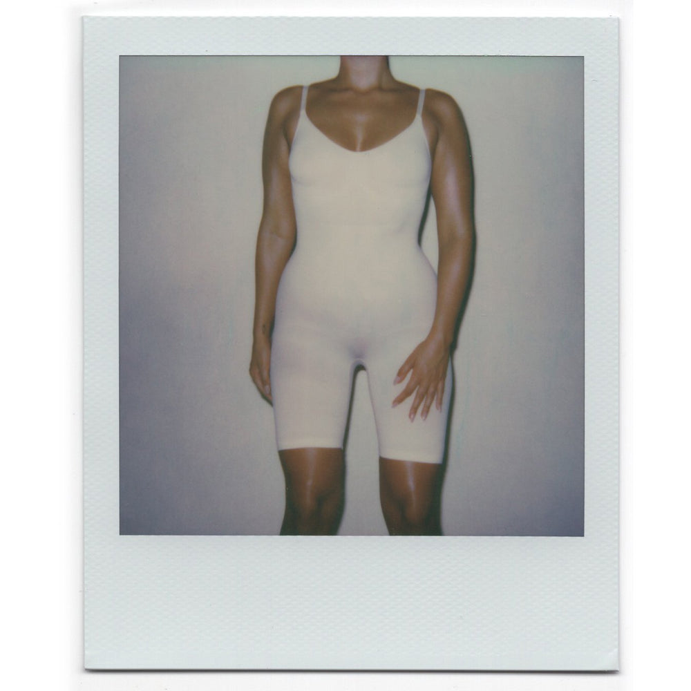 Skims SCULPTING BODYSUIT MID THIGH W. OPEN GUSSET Bodysuit Bruin | 42YILUWNX