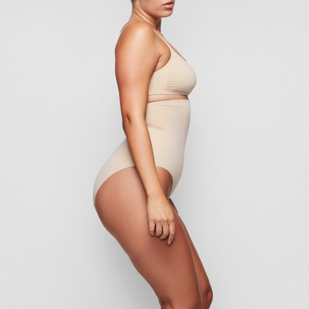 Skims SCULPTING HIGH WAIST Brief Beige | 76GSCLKEH