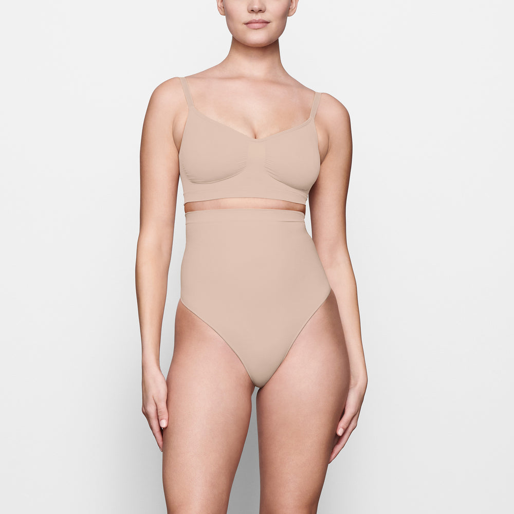 Skims SCULPTING HIGH WAIST Thong Beige | 92BNAOGPF