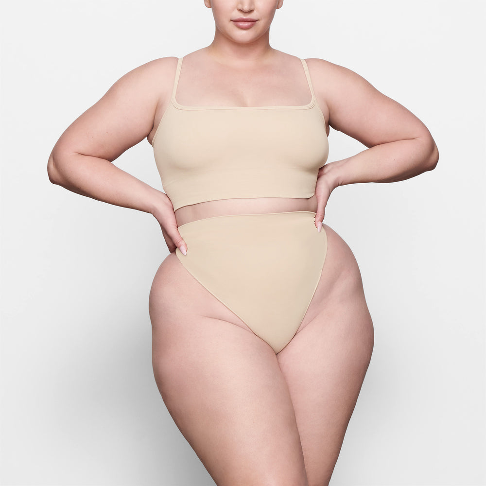 Skims SCULPTING MID WAIST Thong Beige | 39EZPJSRA