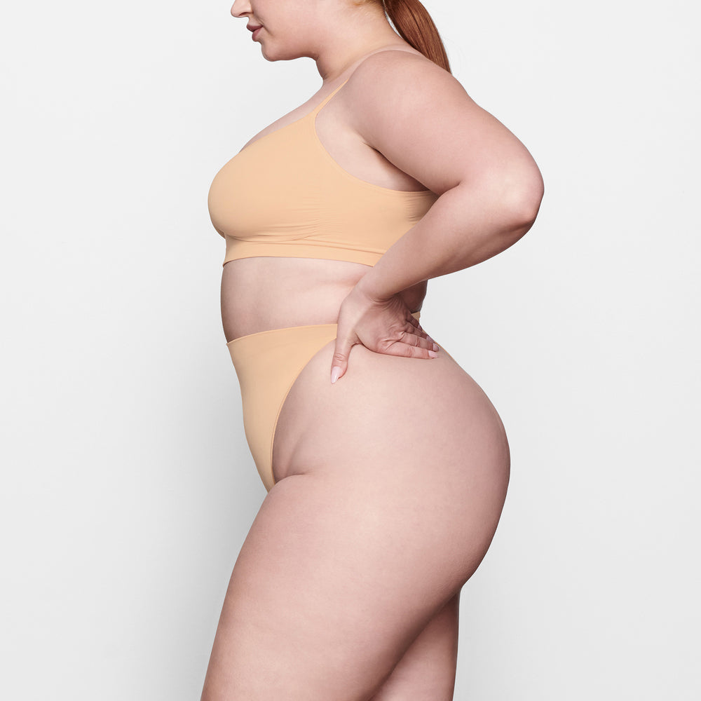 Skims SCULPTING MID WAIST Thong Beige | 61GCMIEYH