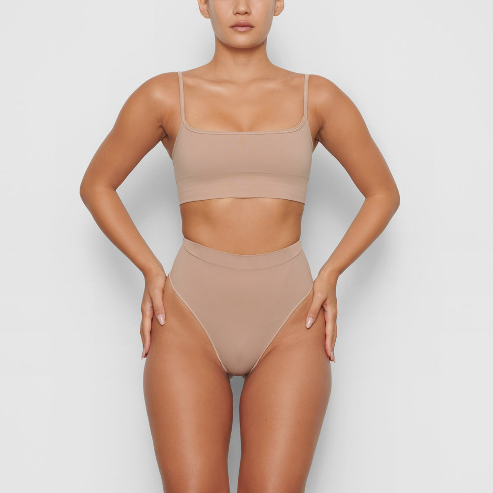 Skims SCULPTING SCOOP NECK Bralette Beige | 27CKWBSFR