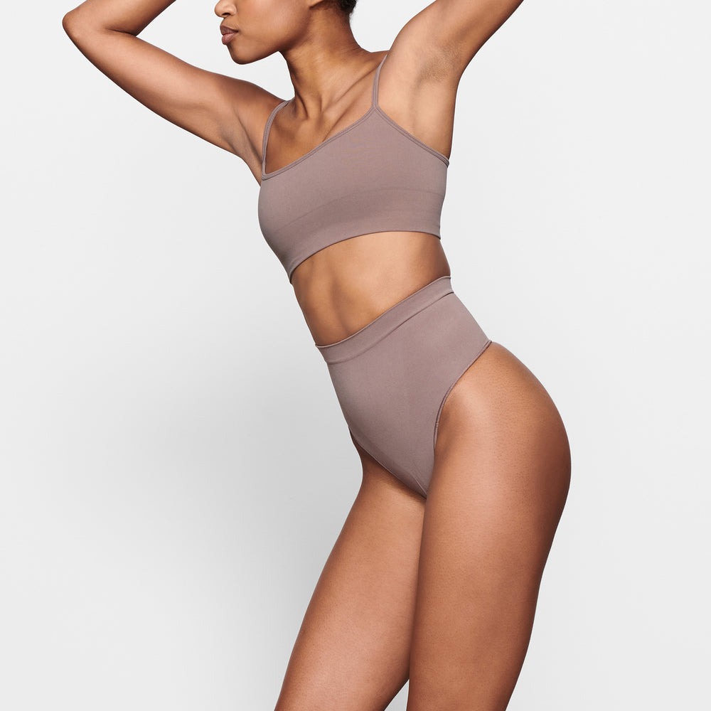 Skims SCULPTING SCOOP NECK Bralette Bruin | 64LXGFCNV