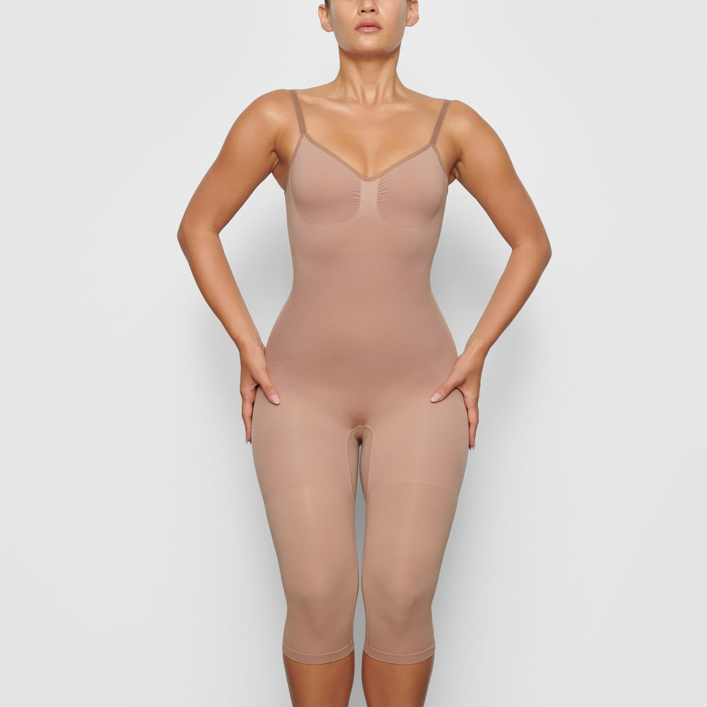 Skims SEAMLESS SCULPT WITH HOSIERY LEG Low Back Bodysuit Abrikoos | 82JLYIGEH
