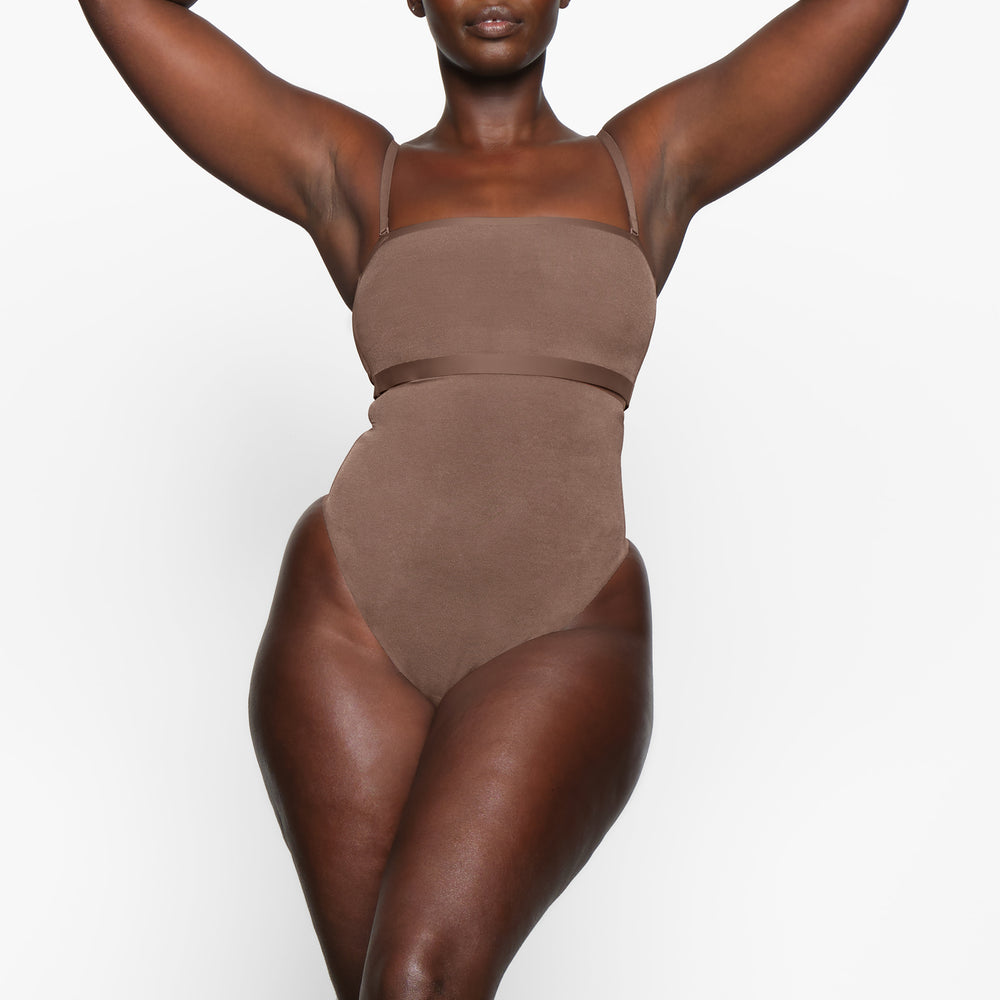 Skims SHEER SCULPT Bandeau Top Bruin | 54WOMCYJP
