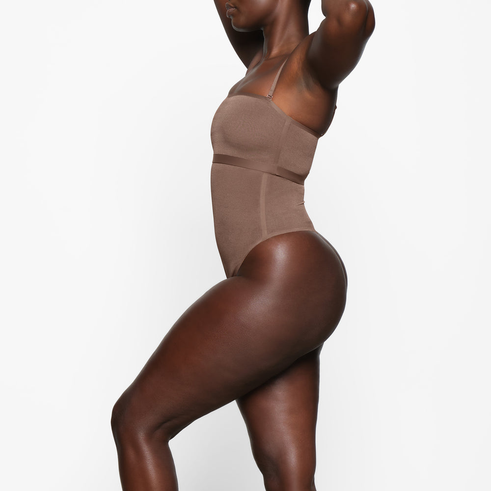Skims SHEER SCULPT Bandeau Top Bruin | 54WOMCYJP