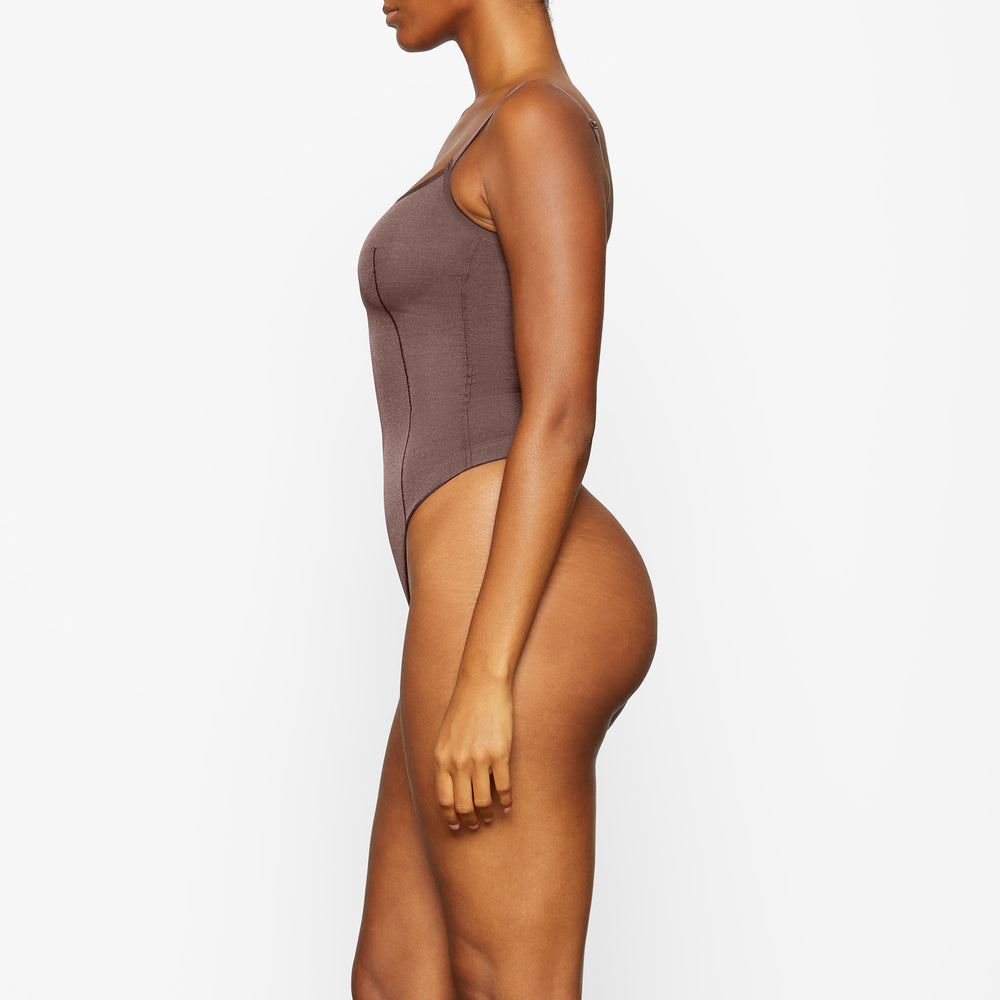 Skims SHEER SCULPT THONG Bodysuit Chocola | 75JOFPXRW