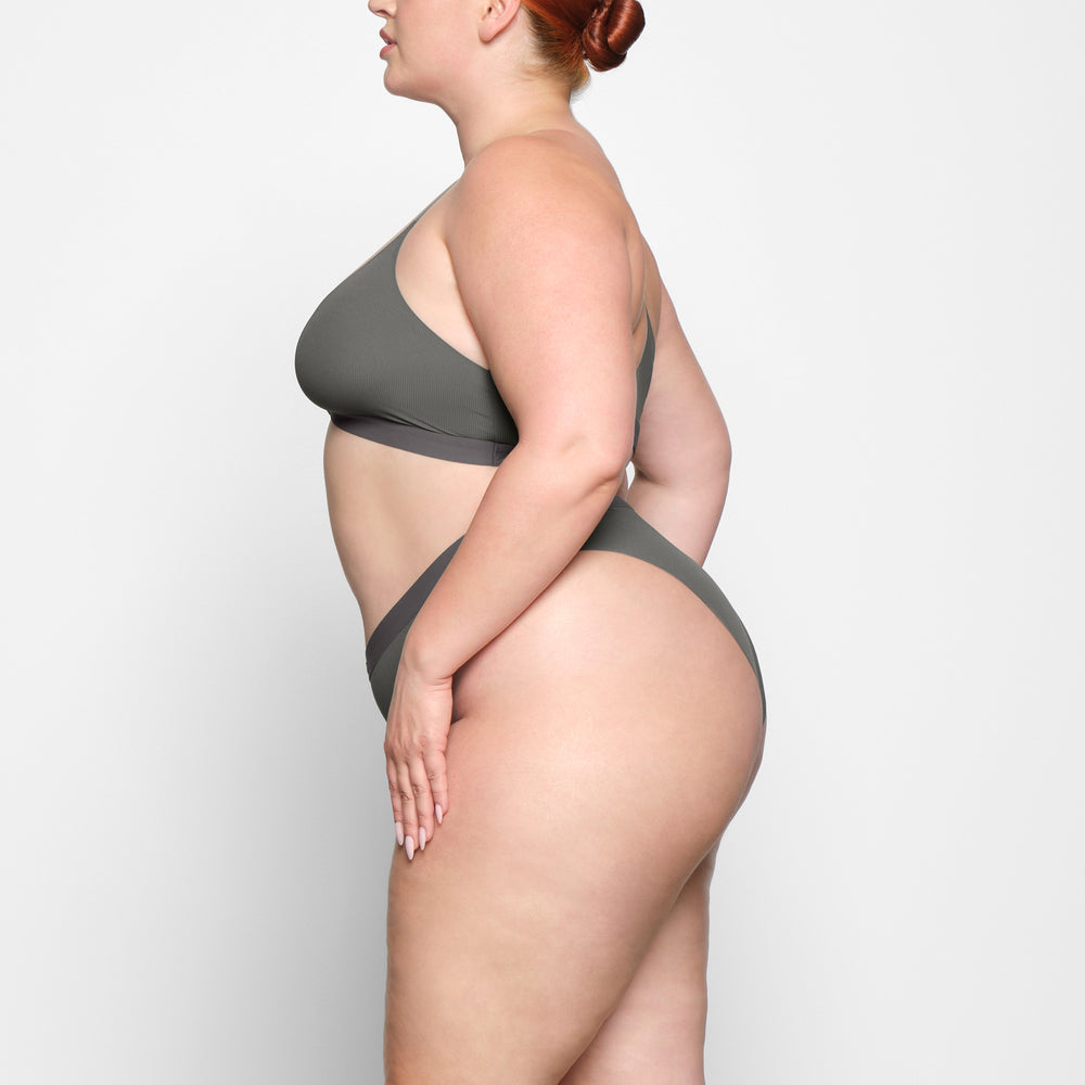 Skims SMOOTH RIB RACERBACK TRIANGLE Bralette Diepgrijs | 62JLKFXSE