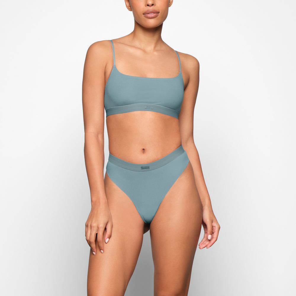 Skims SMOOTH RIB Thong Blauw | 03ORJQFHP