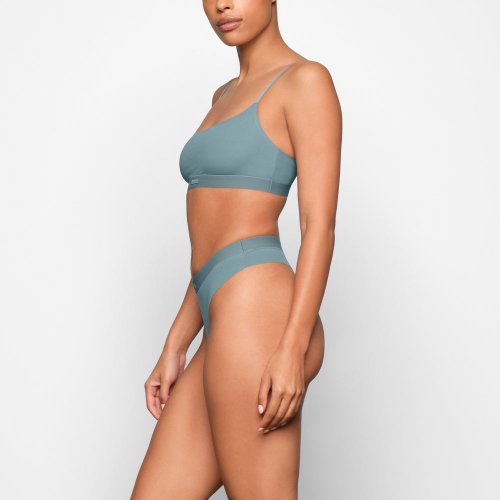 Skims SMOOTH RIB Thong Blauw | 03ORJQFHP
