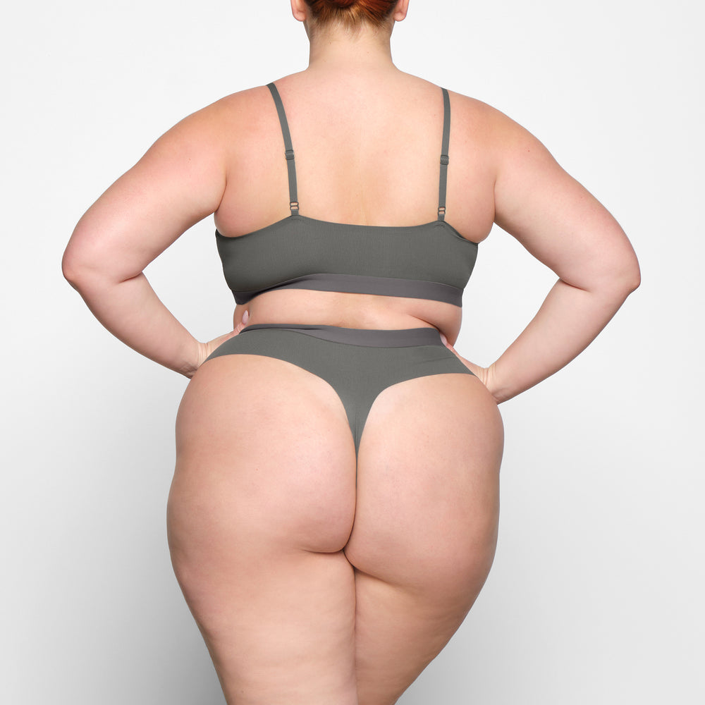 Skims SMOOTH RIB Thong Diepgrijs | 73BFNXGOZ