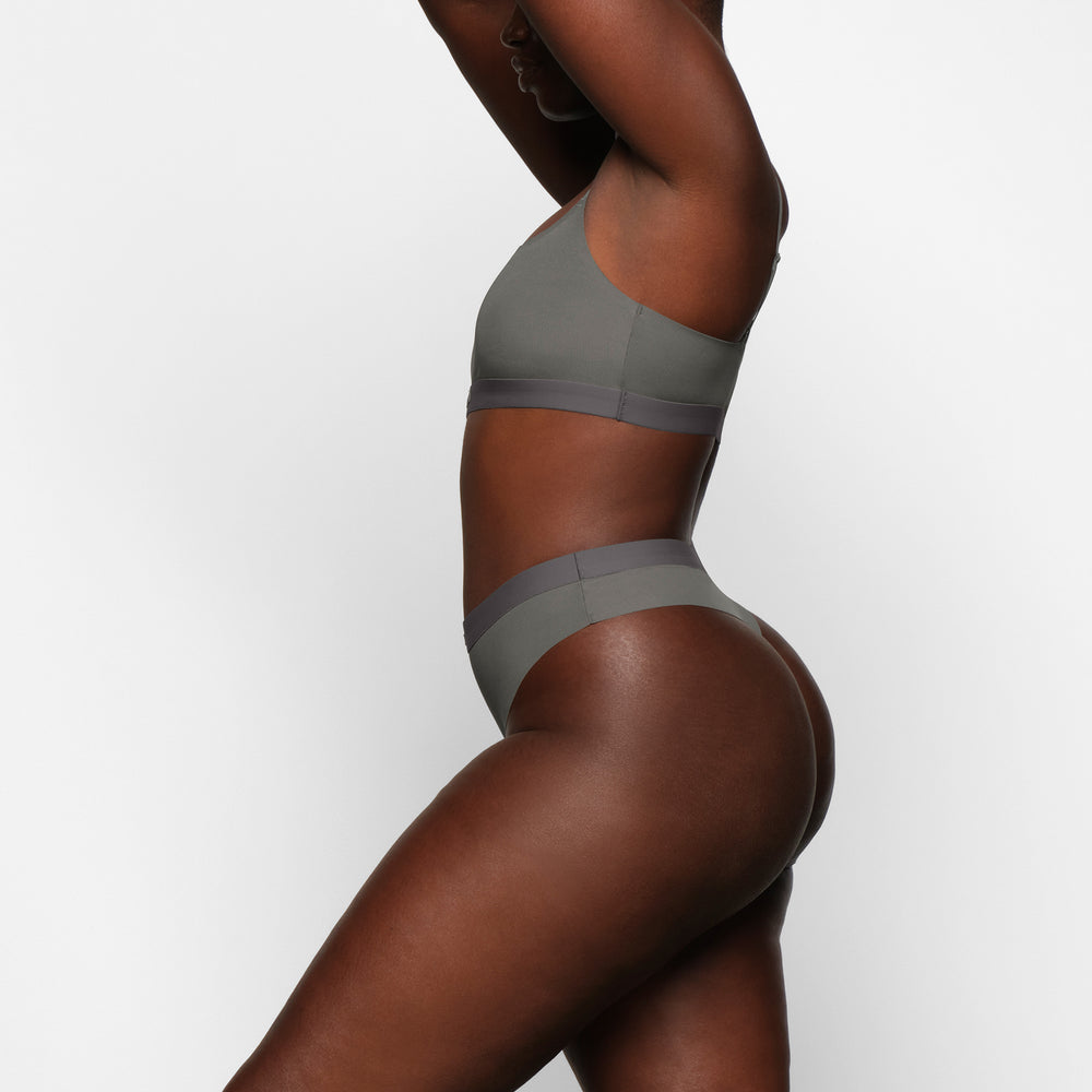 Skims SMOOTH RIB Thong Diepgrijs | 73BFNXGOZ