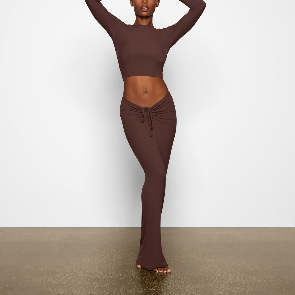 Skims SOFT LOUNGE RUCHED LONG Rok Chocola | 64QVYBPTK