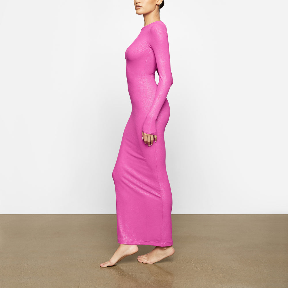 Skims SOFT LOUNGE SHIMMER CREW NECK LONG Jurk Fuchsie | 56YHEKSRC