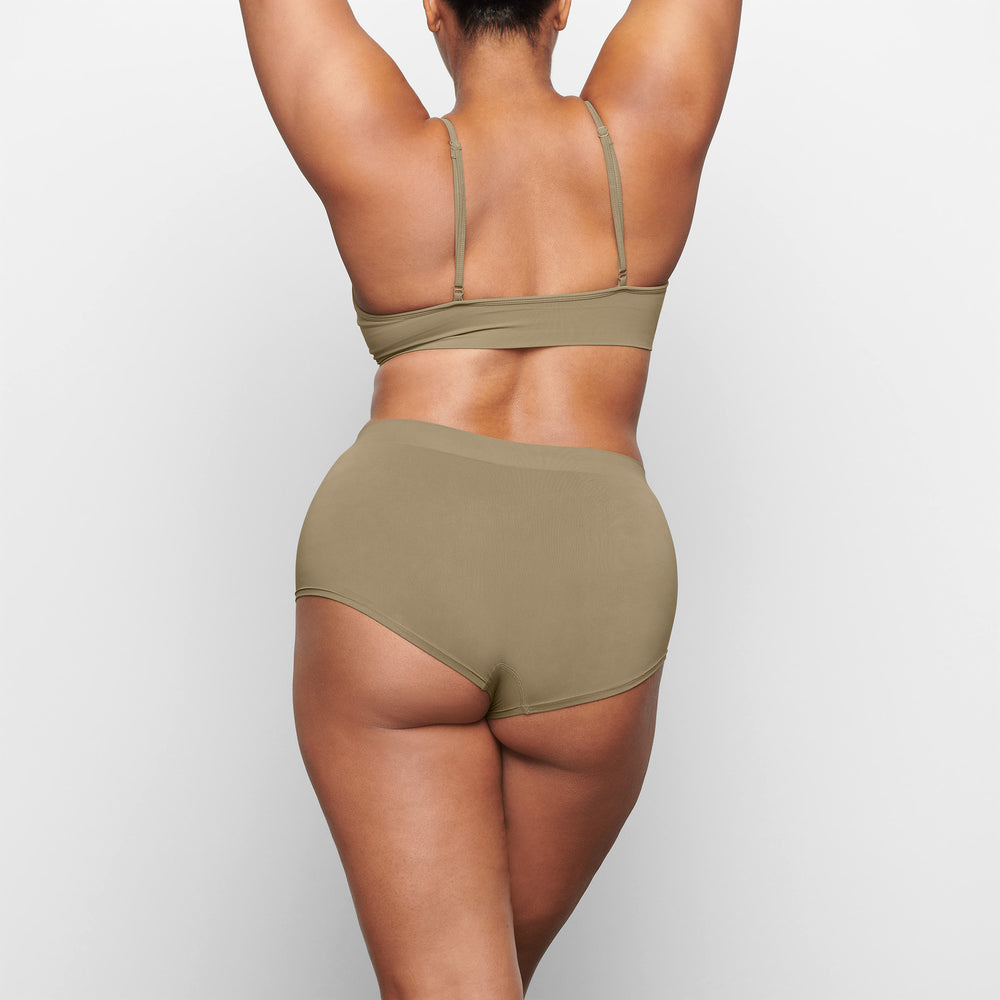 Skims SOFT SMOOTHING Boy Short Groen | 80TWRODPU