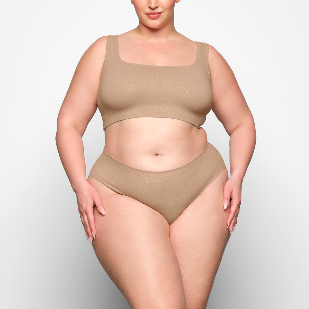 Skims SOFT SMOOTHING SHINE Bikini Beige | 82FPGHNSU