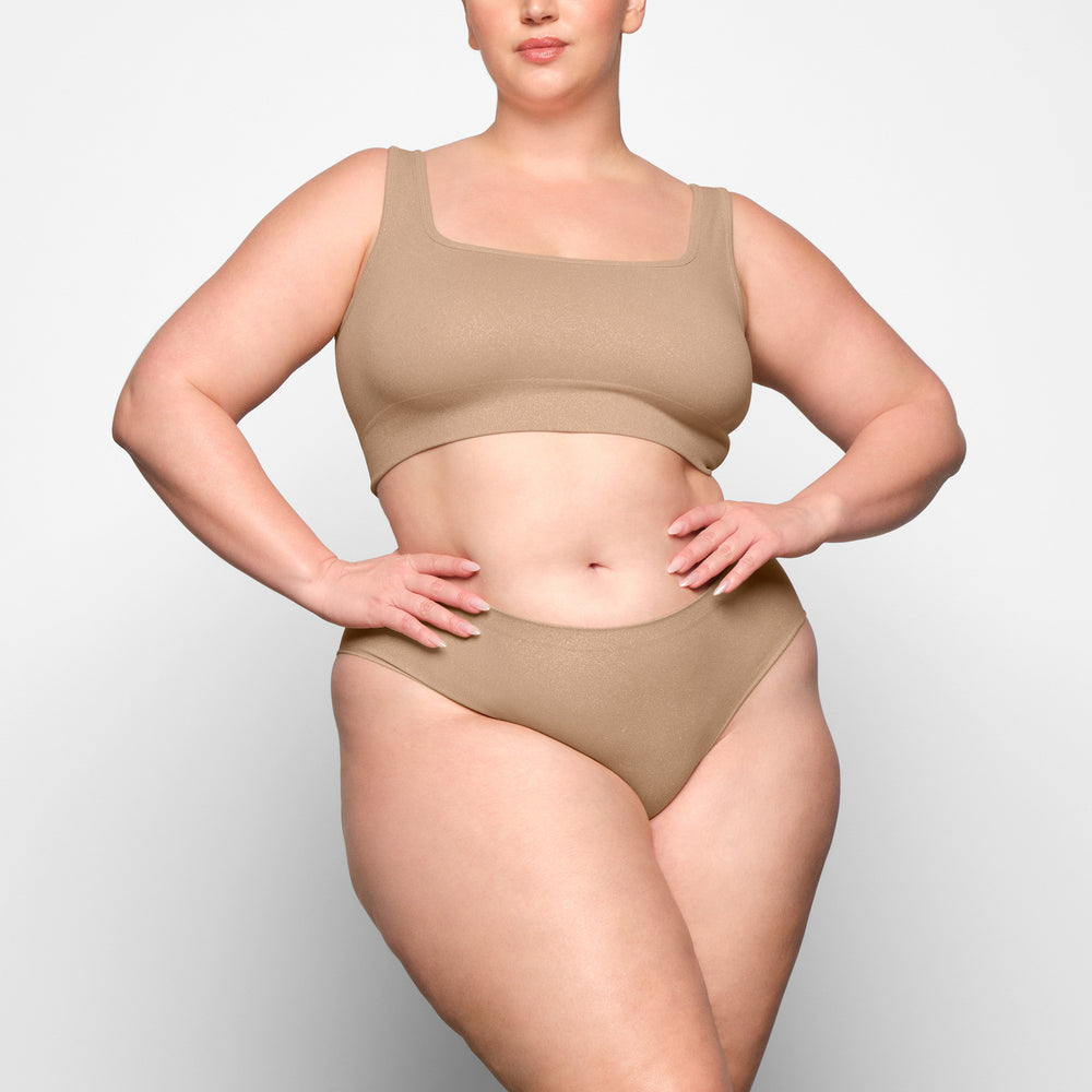 Skims SOFT SMOOTHING SHINE SCOOP NECK Bralette Beige | 36DVGHXBO
