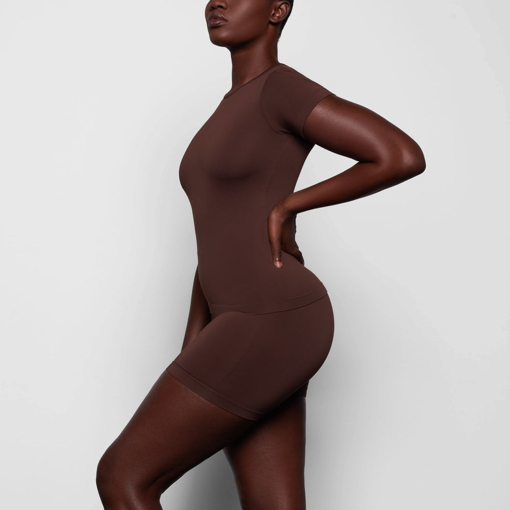 Skims SOFT SMOOTHING T-shirt Chocola | 23VGBPTNW