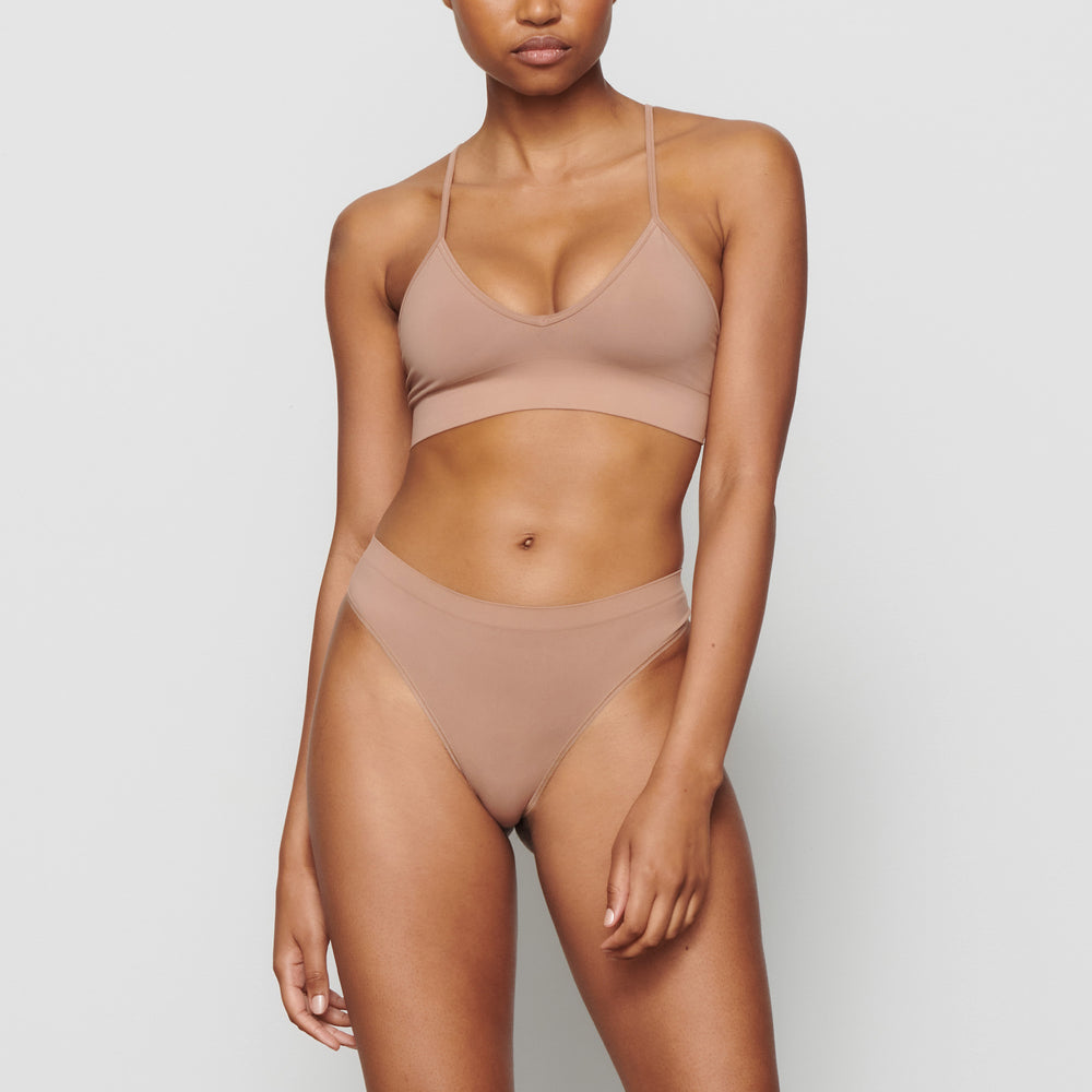 Skims SOFT SMOOTHING Thong Abrikoos | 87NHOFBID