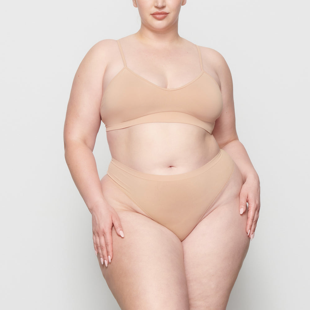 Skims SOFT SMOOTHING Thong Beige | 78NRUTAHL