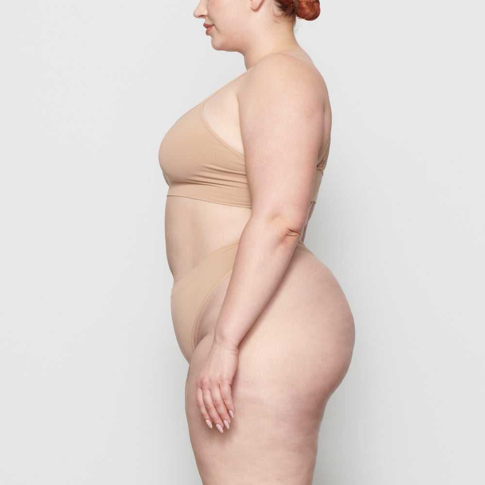 Skims SOFT SMOOTHING Thong Beige | 78NRUTAHL