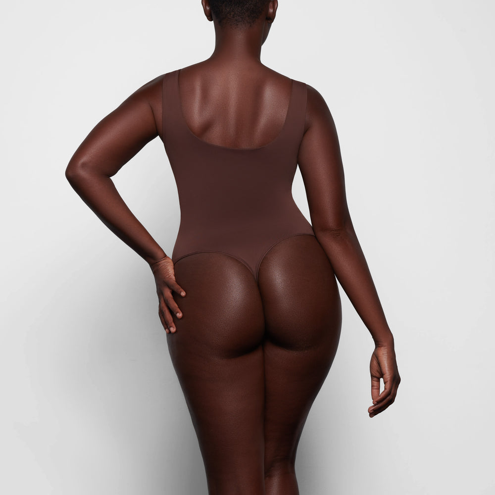 Skims SOFT SMOOTHING Thong Bodysuit Chocola | 92JZCUTDB