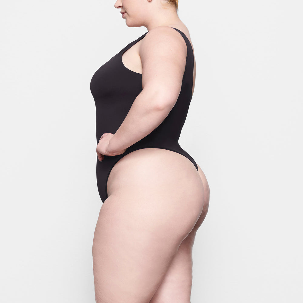 Skims SOFT SMOOTHING Thong Bodysuit Zwart | 31LGPFXEV