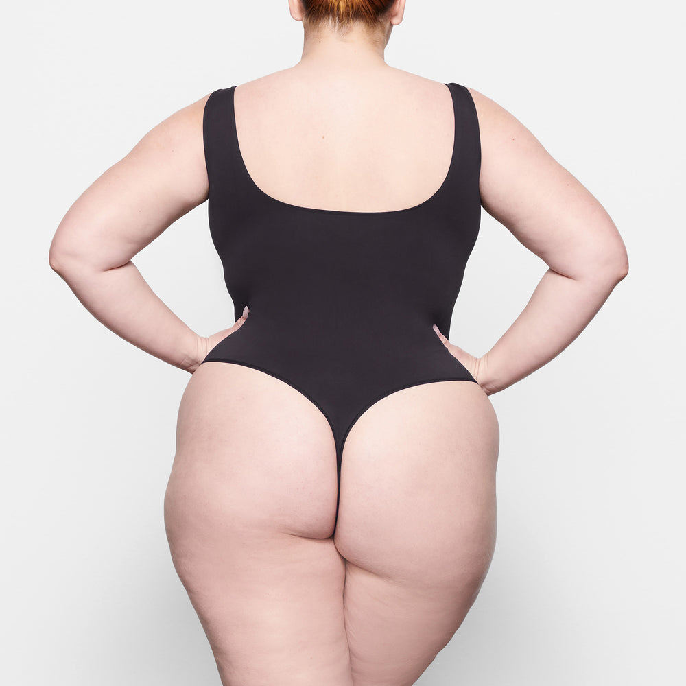 Skims SOFT SMOOTHING Thong Bodysuit Zwart | 31LGPFXEV