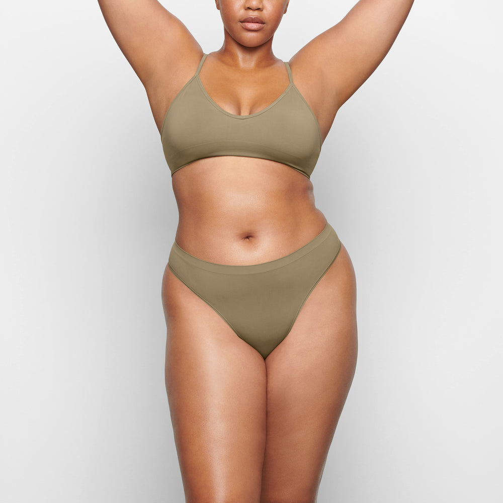 Skims SOFT SMOOTHING Thong Groen | 69LTSNFHV