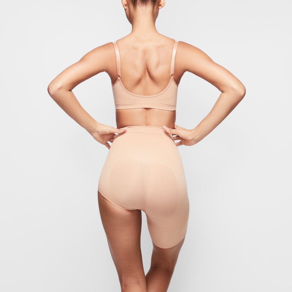 Skims SOLUTION SHORT #1 One Leg Shapewear Beige | 62FGVXASQ