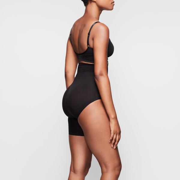Skims SOLUTION SHORT #2 One Leg Shapewear Zwart | 64YFWECSQ