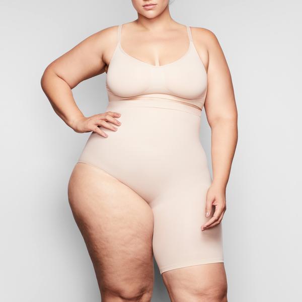 Skims SOLUTION SHORT #2 One Leg Shapewear Beige | 92ZJHOMFW