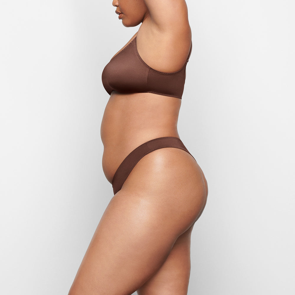Skims STRETCH SATIN CHEEKY Tanga Chocola | 64UQZPJNC