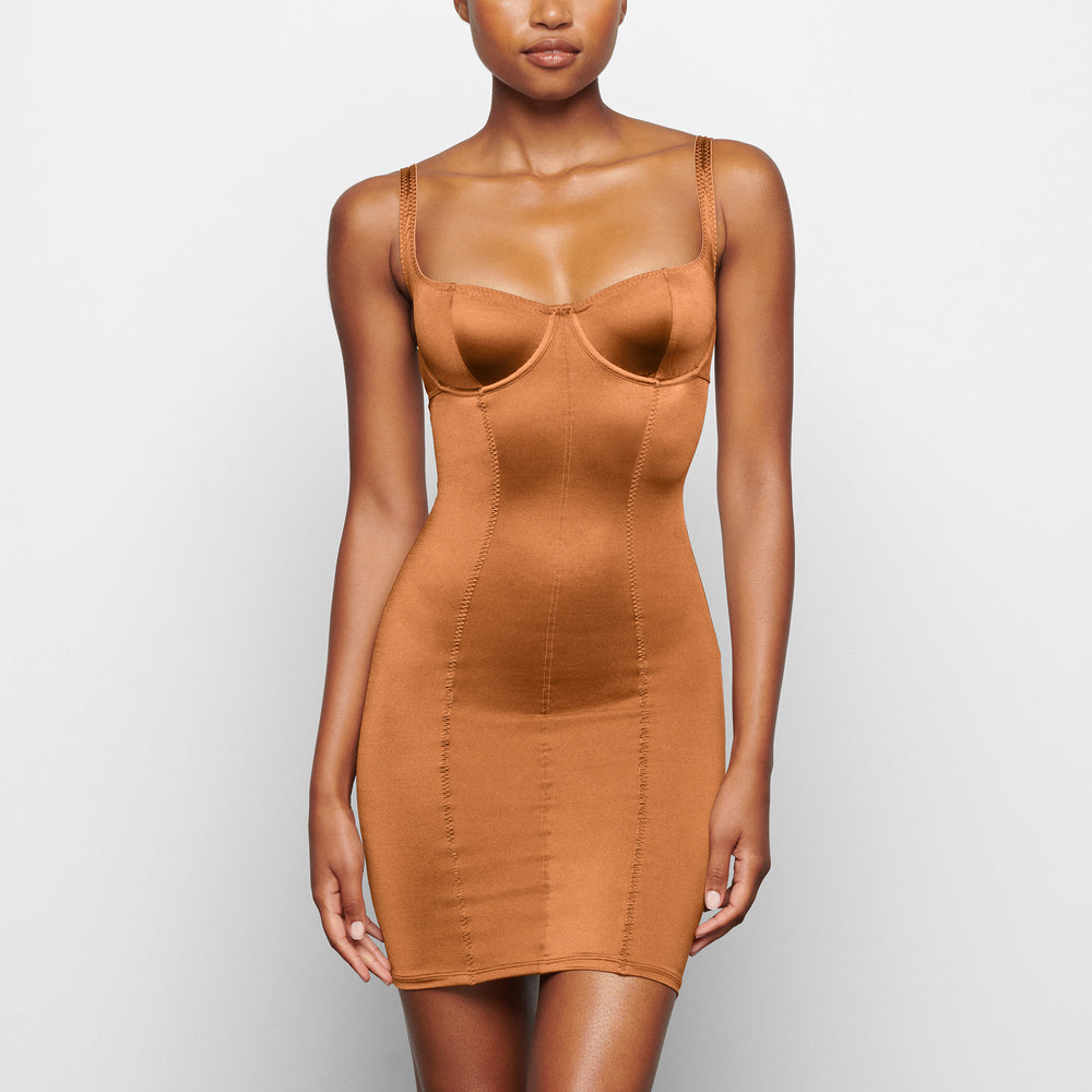 Skims STRETCH SATIN Jurk Abrikoos | 37HEBPILG