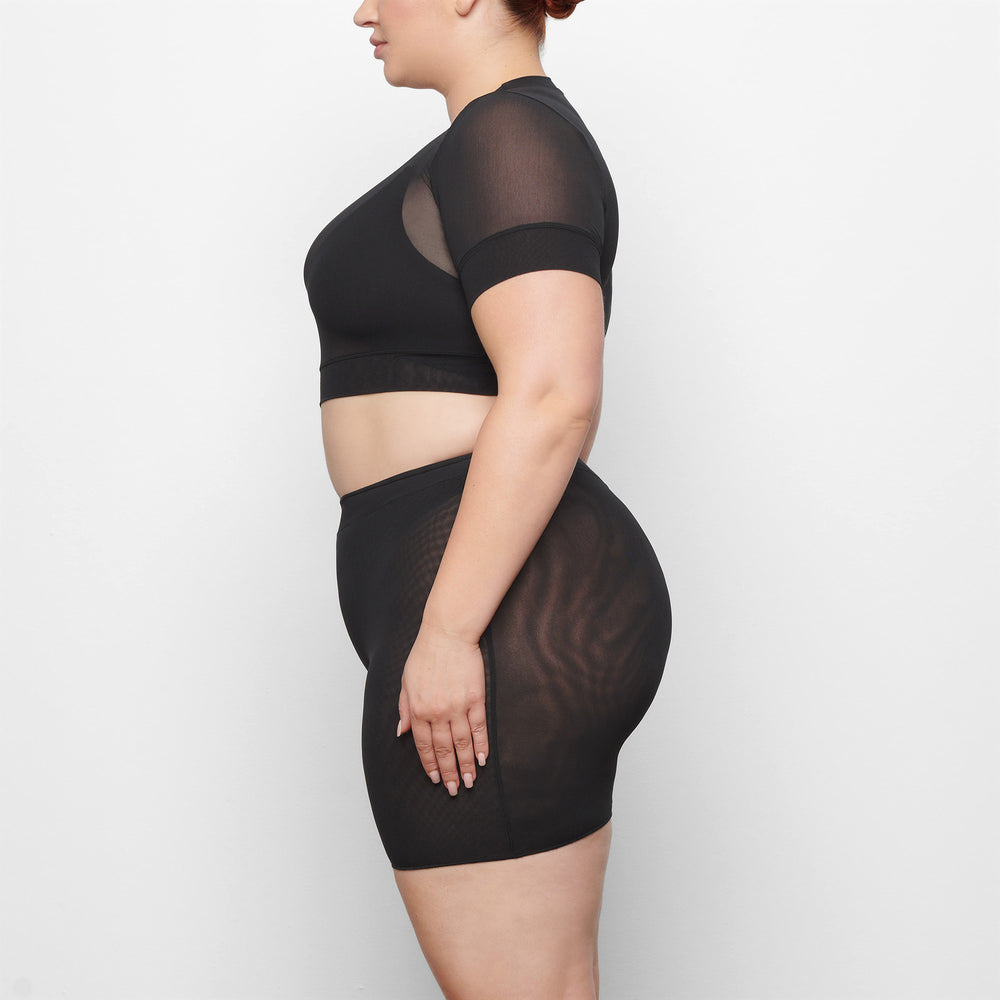 Skims SUMMER MESH CROPPED T-shirt Zwart | 10VFKSUPX