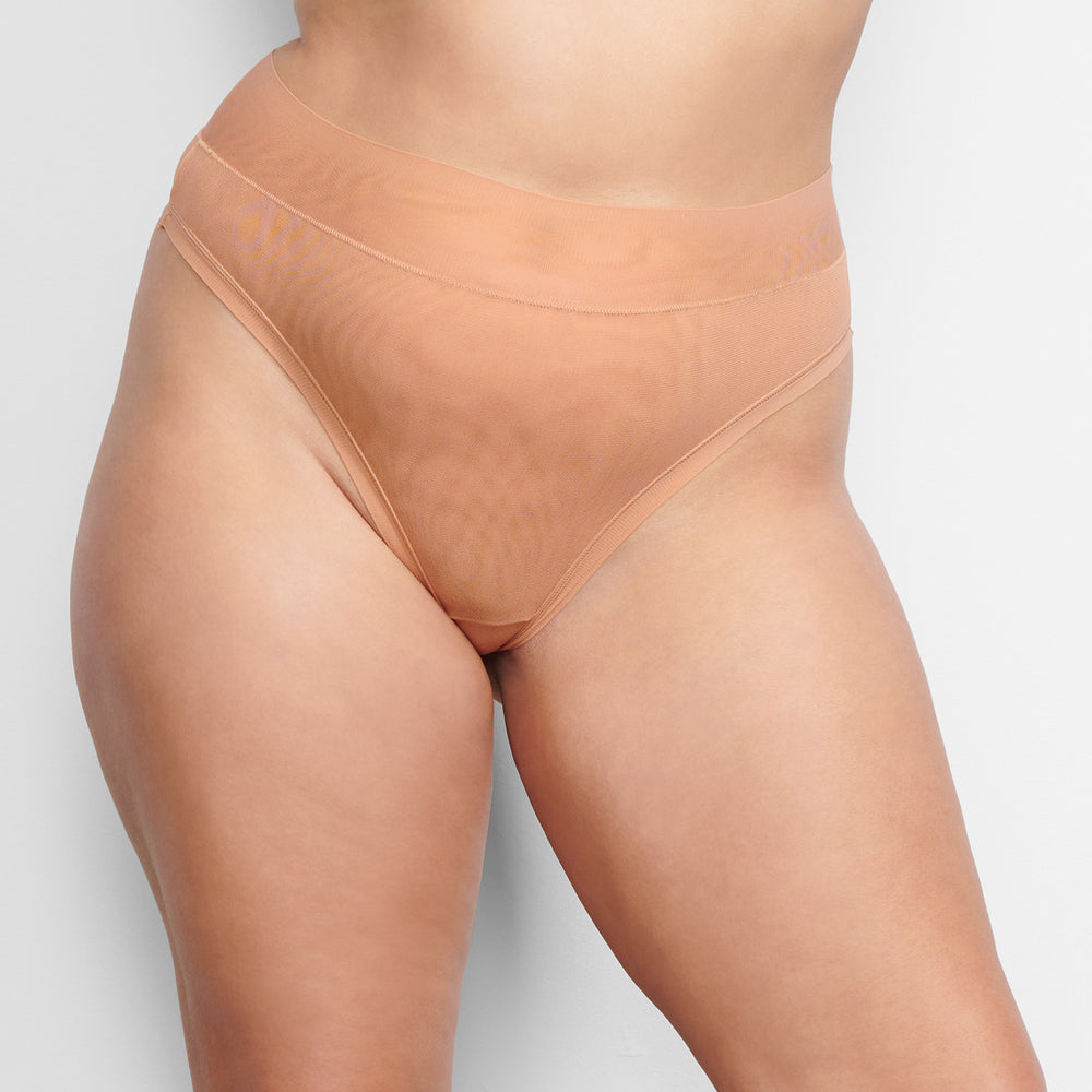 Skims SUMMER MESH MID WAIST Thong Beige | 21KBULWRD