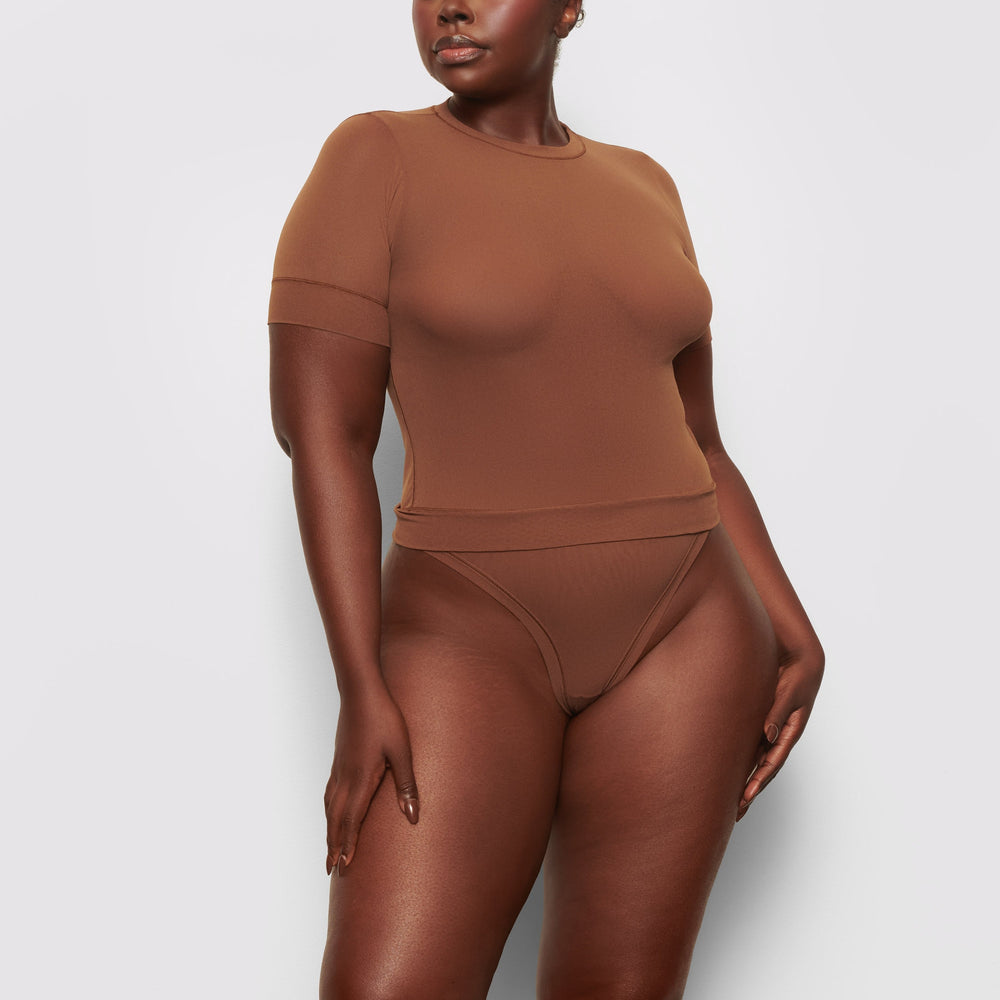 Skims SUMMER MESH T-shirt Bruin | 39MRYJDSA