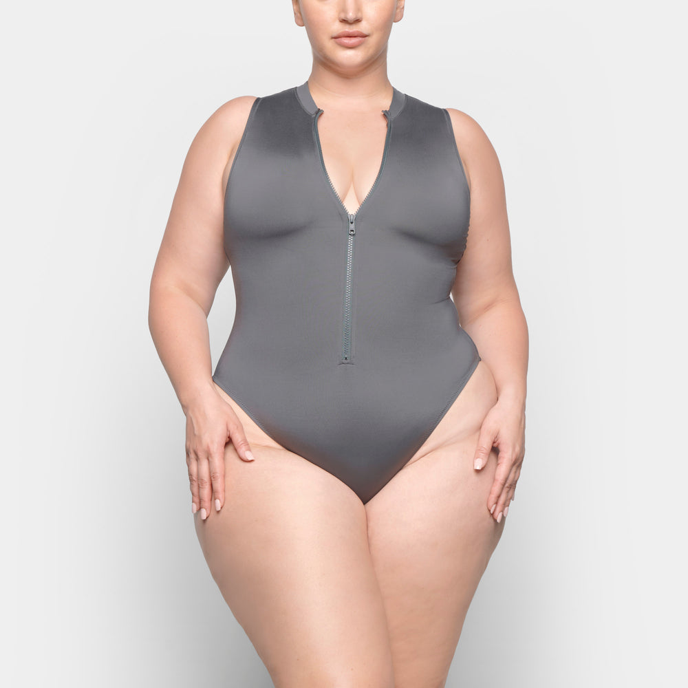 Skims SWIM ZIP FRONT SLEEVELESS One Piece Diepgrijs | 14LJNRWOF