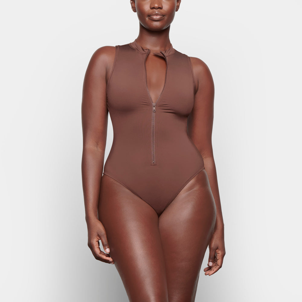 Skims SWIM ZIP FRONT SLEEVELESS One Piece Chocola | 84BYCIRPX