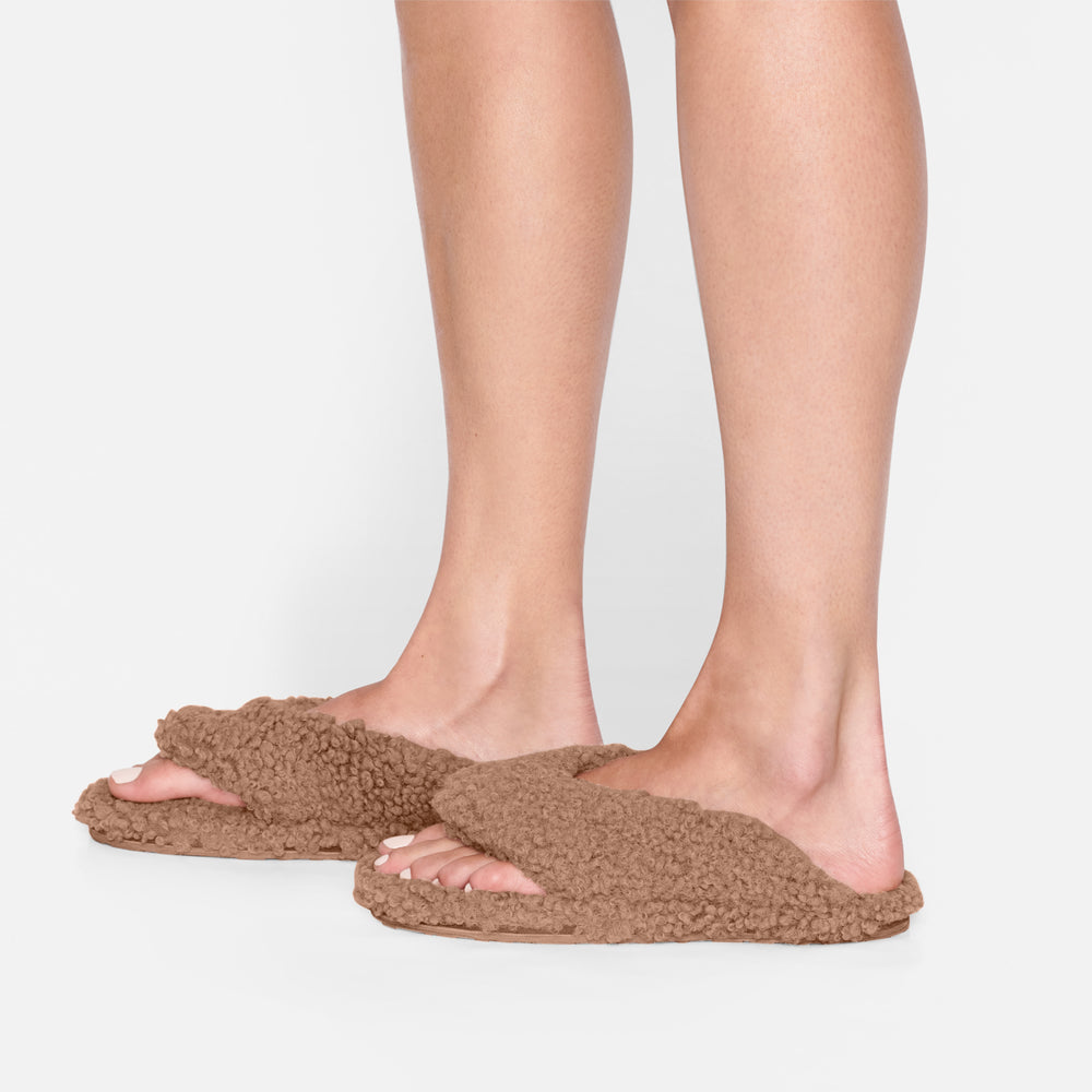 Skims TEDDY Pantoffels Bruin | 61LVAMNFP