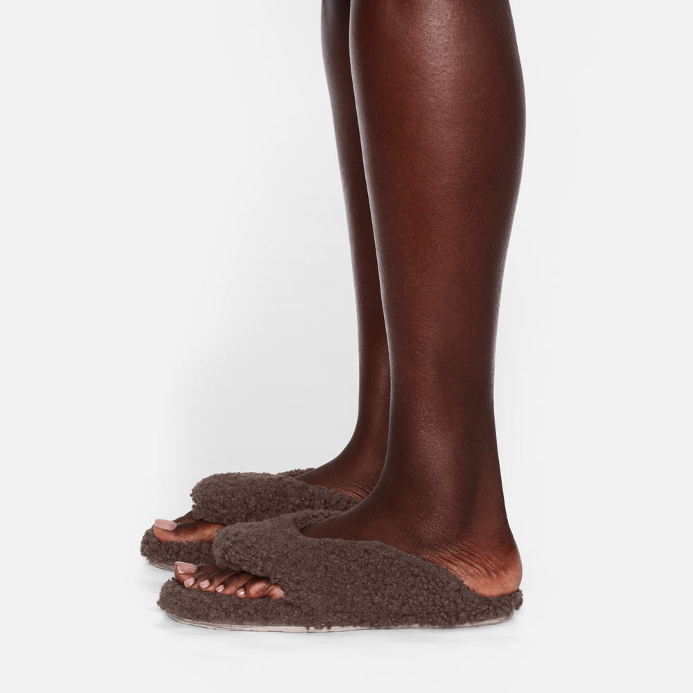 Skims TEDDY Pantoffels Koffie | 42OURAVKL