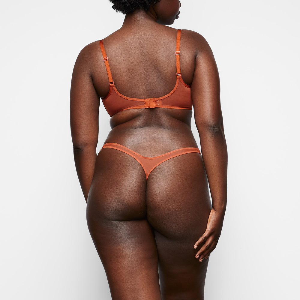 Skims ULTRA FINE MESH MICRO DIPPED Thong Bruin | 71EOBLCXA