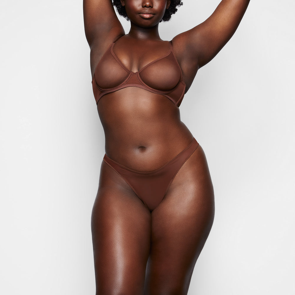 Skims ULTRA FINE MESH Thong Chocola | 53IGROHKP