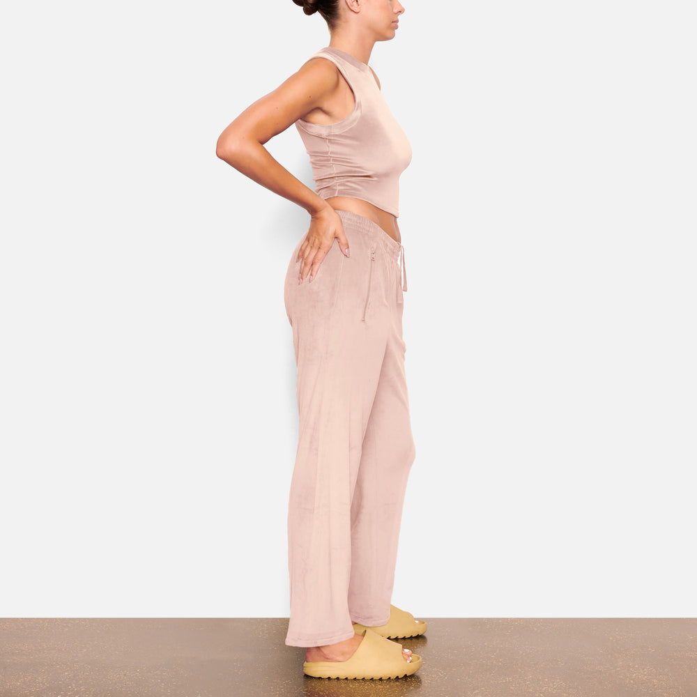 Skims VELOUR CREW NECK Tank Lichtroze | 20NSEGPHT